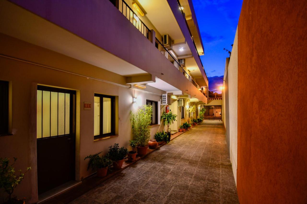 Apartamentos Ref Сальта Екстер'єр фото