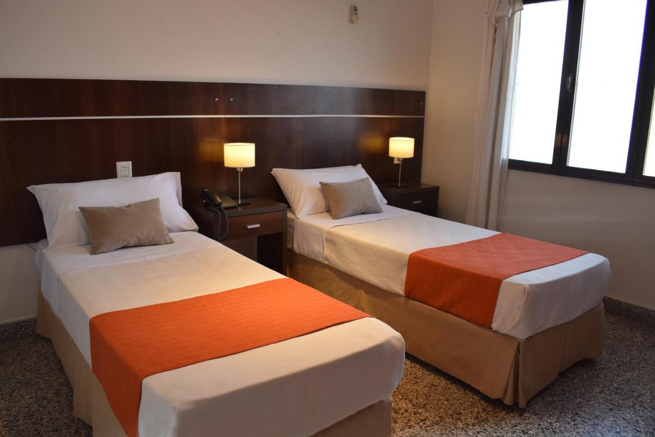 Apartamentos Ref Сальта Екстер'єр фото