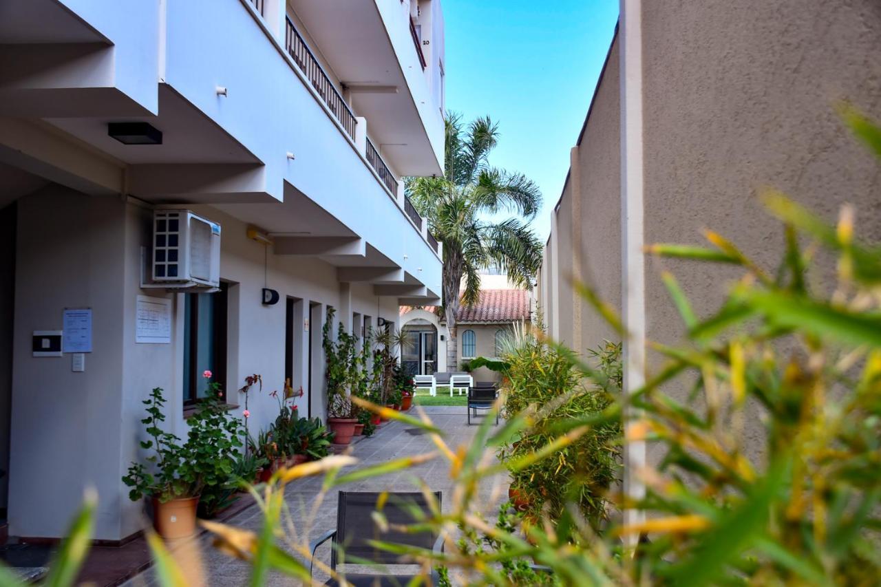 Apartamentos Ref Сальта Екстер'єр фото