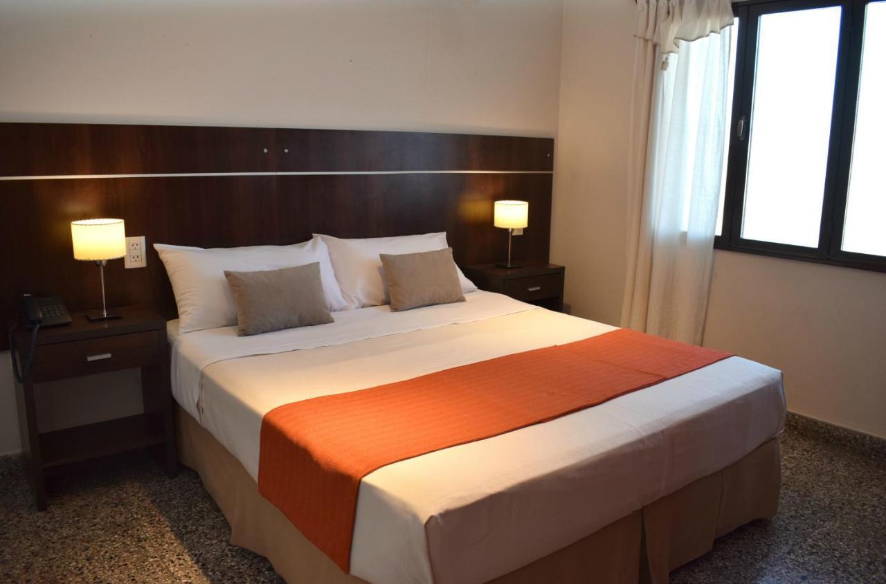 Apartamentos Ref Сальта Екстер'єр фото